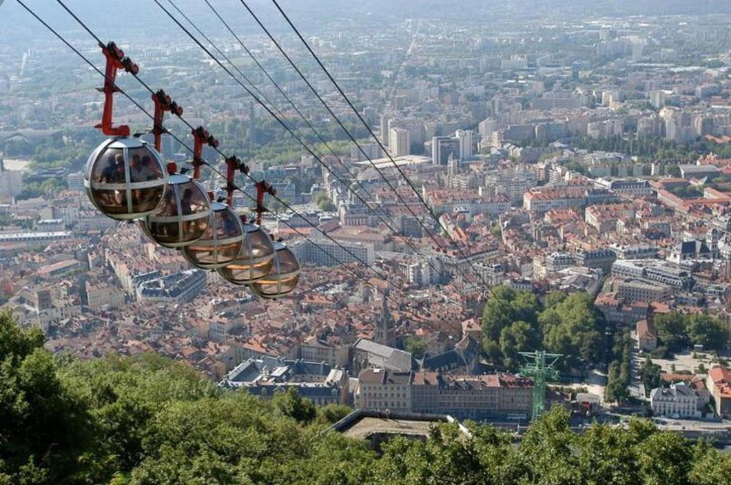 Appartement Atypique Au Coeur Des Alpes Barraux Екстер'єр фото